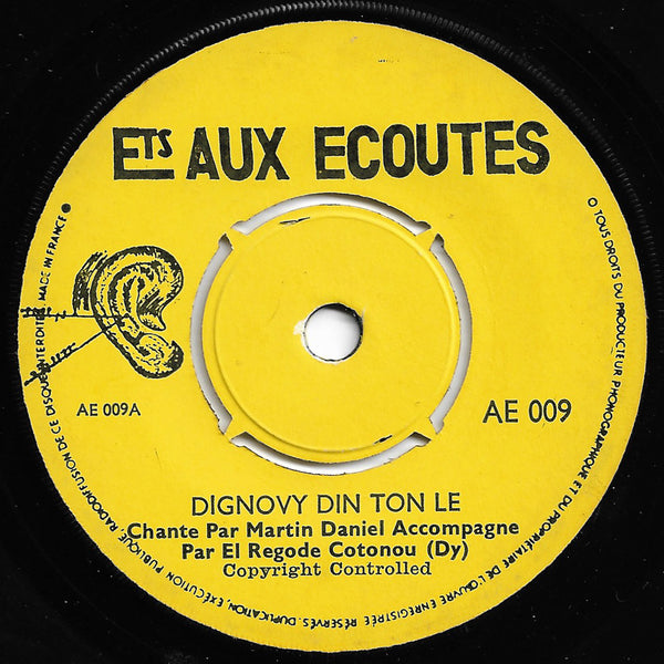 Martin Daniel Accompagne Par El Rego De Cotonou (Dy) - Dignovy Din Ton Le / Sur Le Sable De La Plage